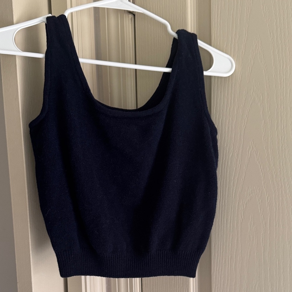 St. John Santiago Knit Navy Crop Top